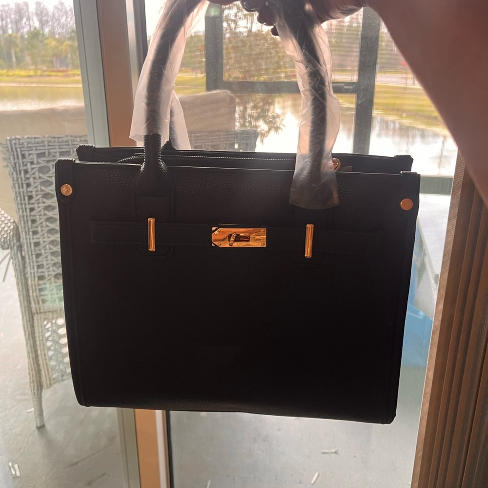 Elegant Black Handbag